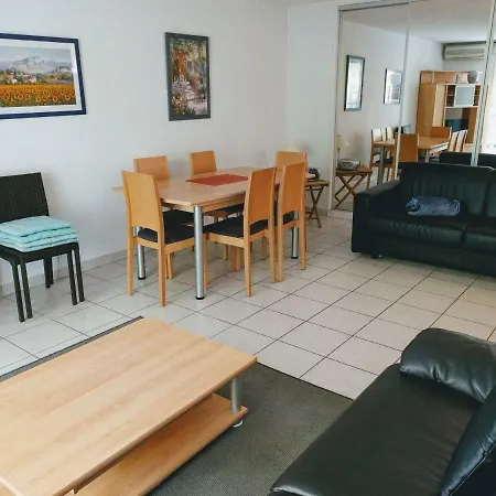Montebello Apartment *